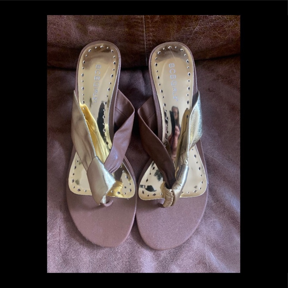 BCBGirls Brown Leather Sandals Shoe Sz 9